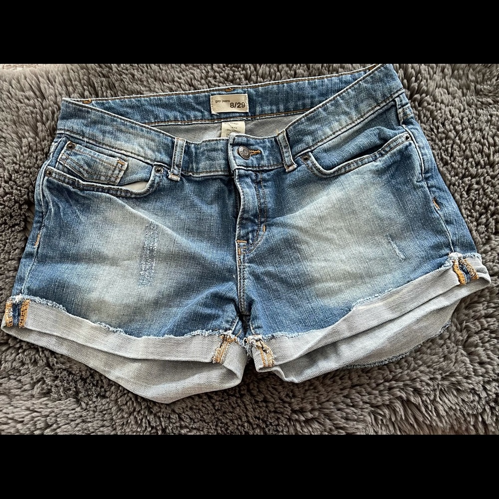 gap jean shorts 29/8
